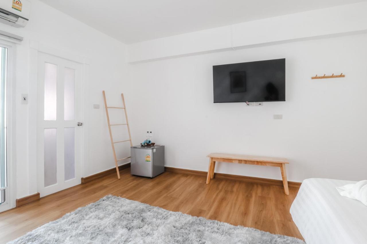 Link Mansion Hotel Чиангмай Екстериор снимка