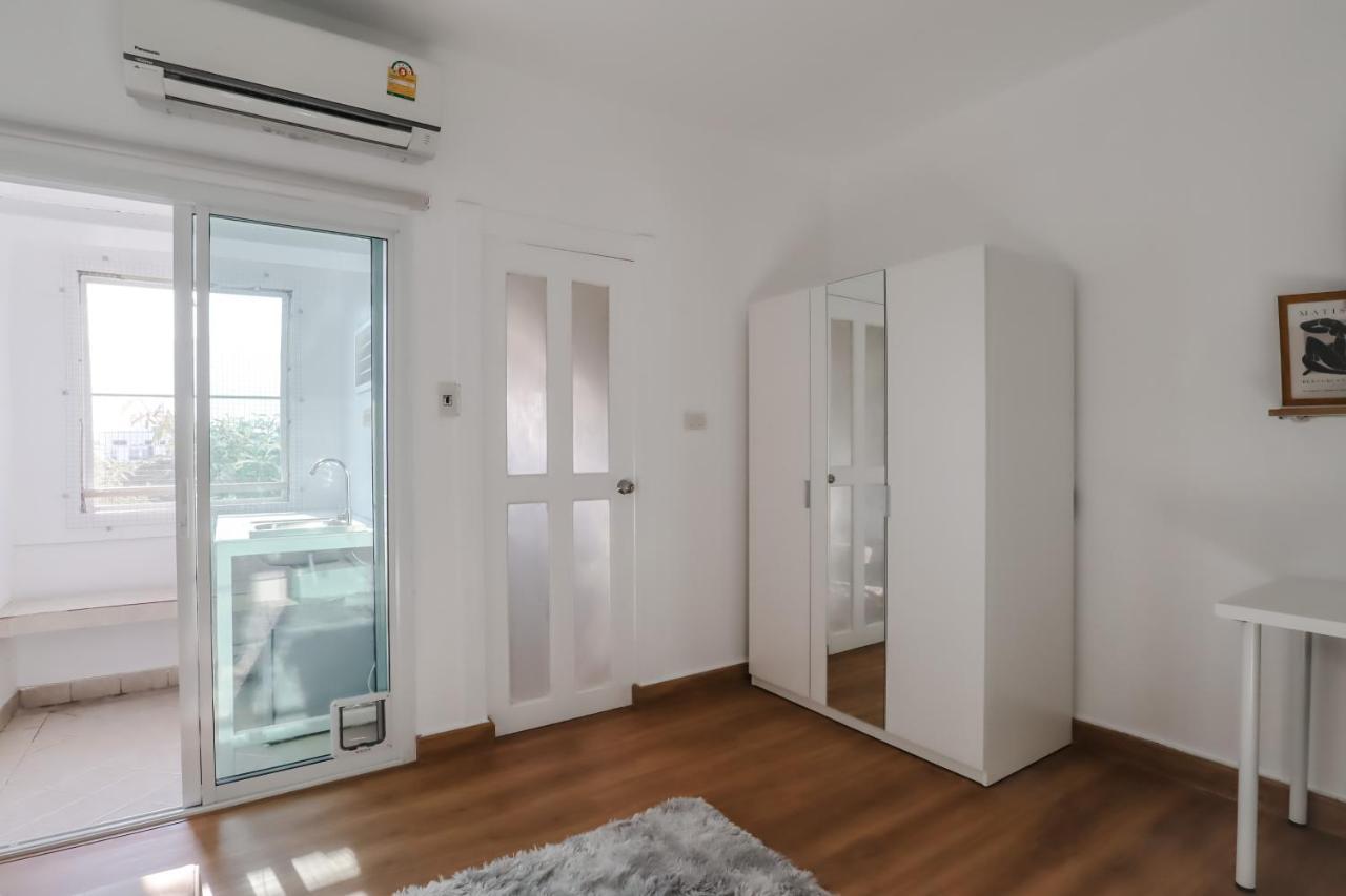 Link Mansion Hotel Чиангмай Екстериор снимка