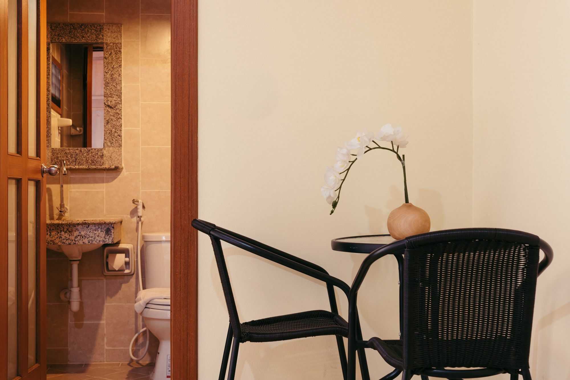 Link Mansion Hotel Чиангмай Екстериор снимка